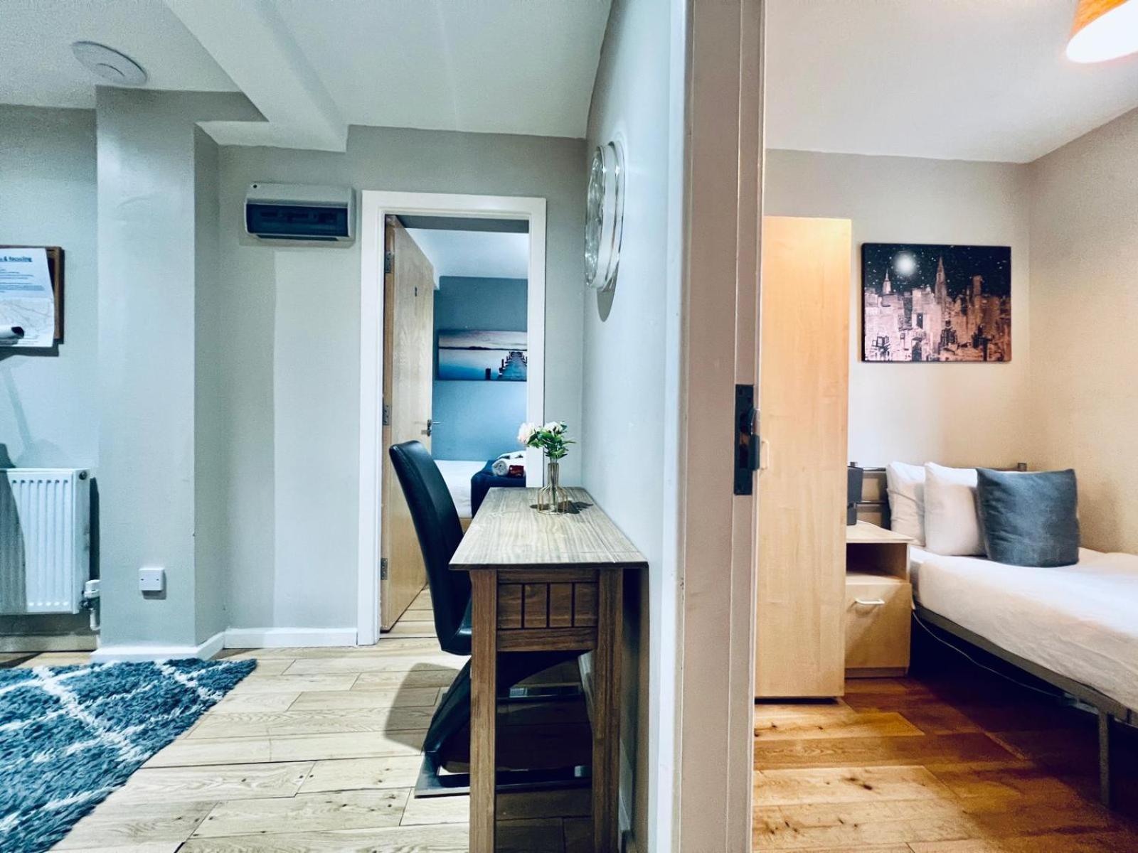 Lovely 4 Bed * Manchester